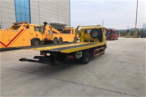 中宁非事故拖车